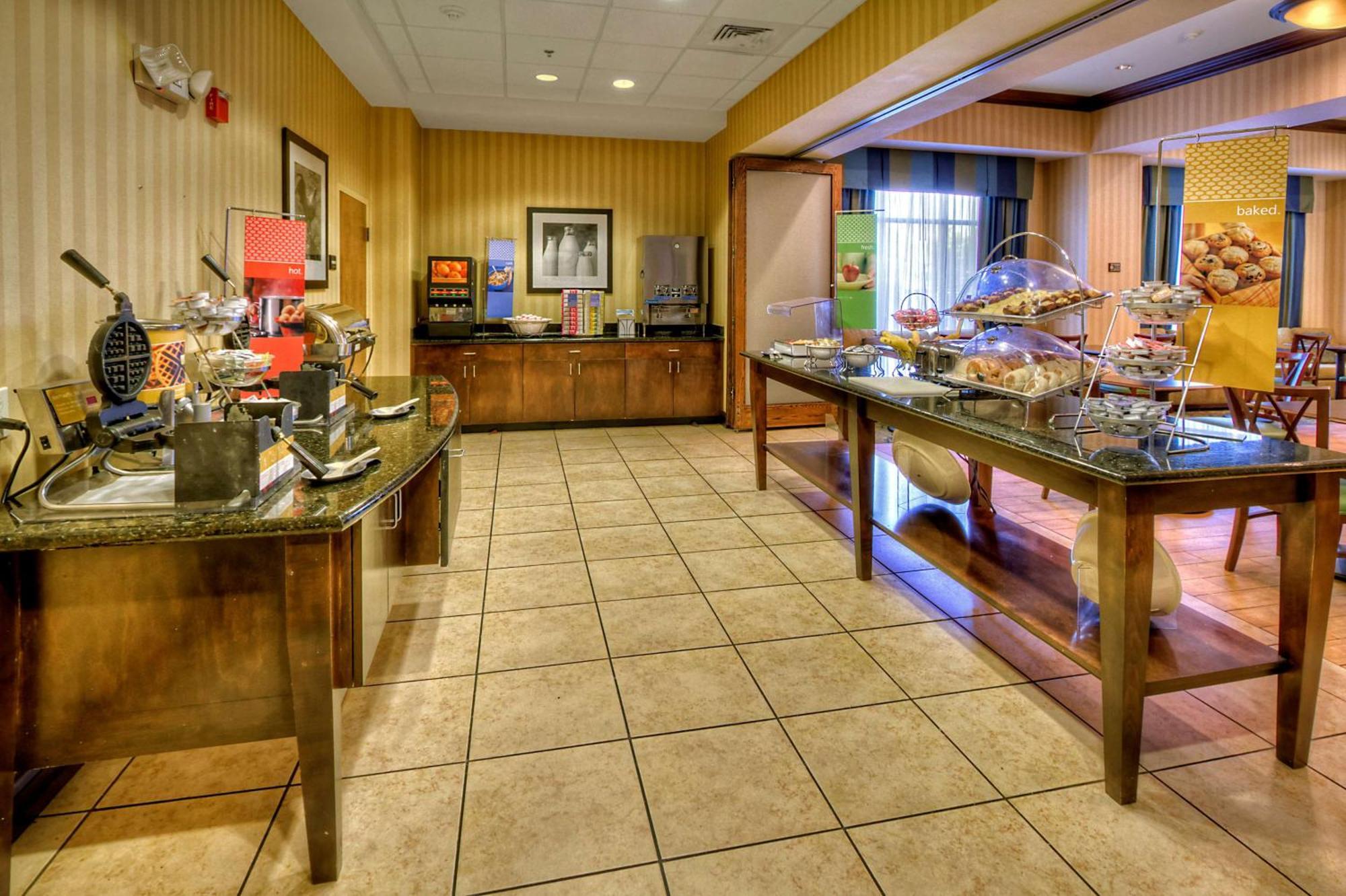 Hampton Inn Roanoke Rapids Exterior photo